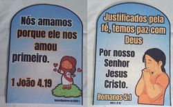 Luva Versículo 1 João 4.19 e Romanos 5.1